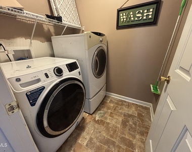 337 Americana Drive - Photo Thumbnail 28