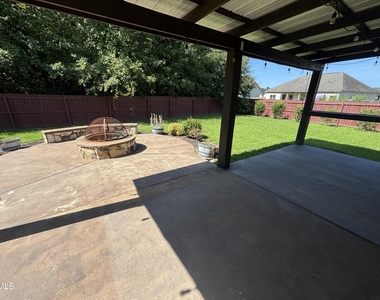 438 Roanoke Drive - Photo Thumbnail 43