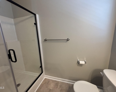 438 Roanoke Drive - Photo Thumbnail 60