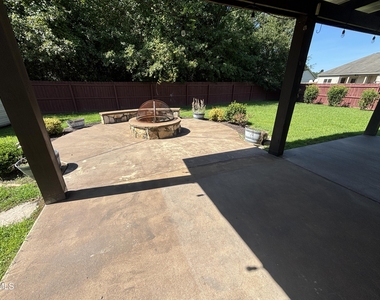 438 Roanoke Drive - Photo Thumbnail 46