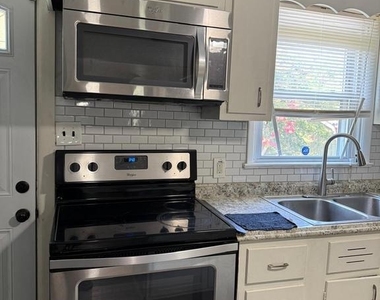 1224 Eddystone Avenue - Photo Thumbnail 11