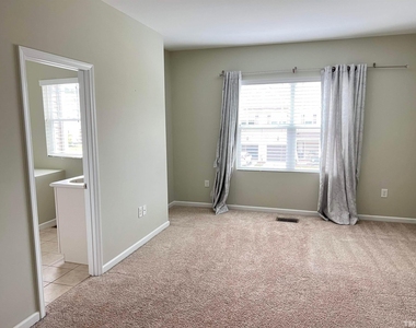 228 Traphill Drive - Photo Thumbnail 7