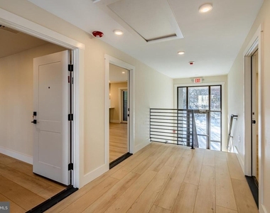 530 Washington Avenue - Photo Thumbnail 21