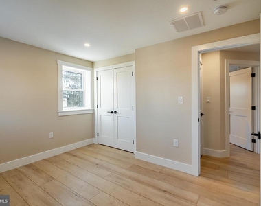 530 Washington Avenue - Photo Thumbnail 14