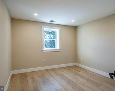 530 Washington Avenue - Photo Thumbnail 10