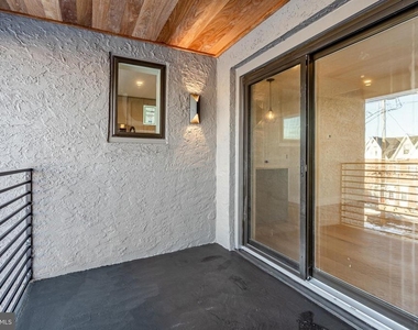 530 Washington Avenue - Photo Thumbnail 23