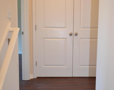 1124 Finch Court - Photo Thumbnail 33