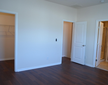 1124 Finch Court - Photo Thumbnail 36
