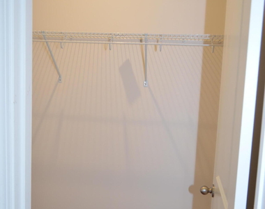 1124 Finch Court - Photo Thumbnail 25