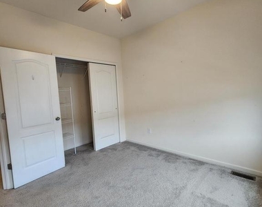 2207 Evin Dr - Photo Thumbnail 16