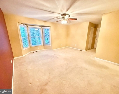 16 Martin Court - Photo Thumbnail 13