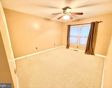 16 Martin Court - Photo Thumbnail 8