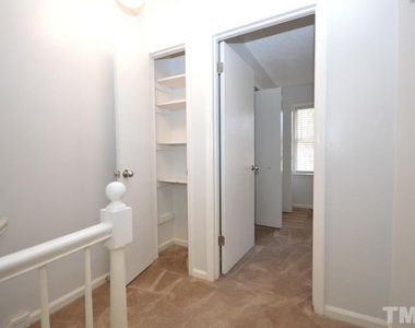 1208 Carlton Avenue - Photo Thumbnail 15