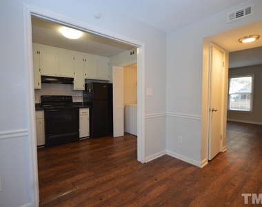 1208 Carlton Avenue - Photo Thumbnail 9