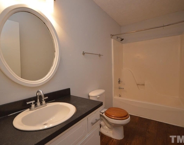 1208 Carlton Avenue - Photo Thumbnail 18