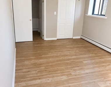 1575 W Street Road - Photo Thumbnail 5