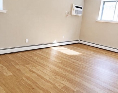 1575 W Street Road - Photo Thumbnail 4