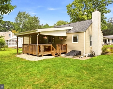 135 Longshore Avenue - Photo Thumbnail 26