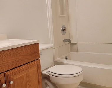 7725 Sandra Lane - Photo Thumbnail 9