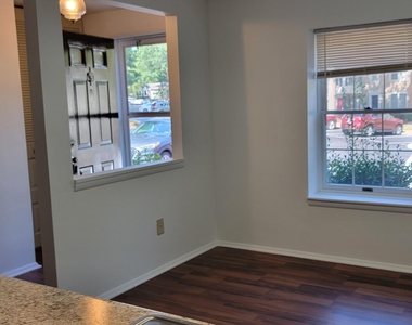 7725 Sandra Lane - Photo Thumbnail 5