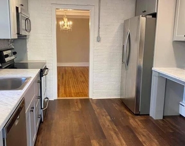 121 Mulberry Street - Photo Thumbnail 5