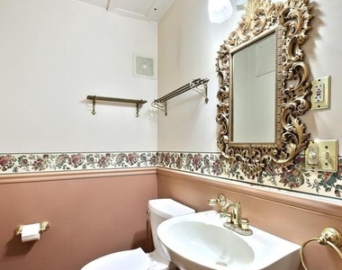 412 Carlisle Street - Photo Thumbnail 12