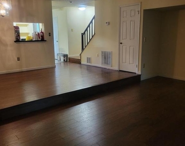 11 Harris Court - Photo Thumbnail 8