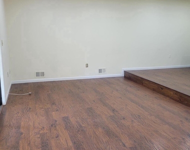 11 Harris Court - Photo Thumbnail 11
