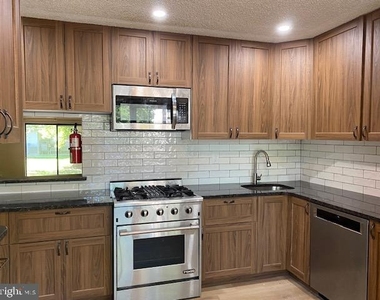 11 Harris Court - Photo Thumbnail 3