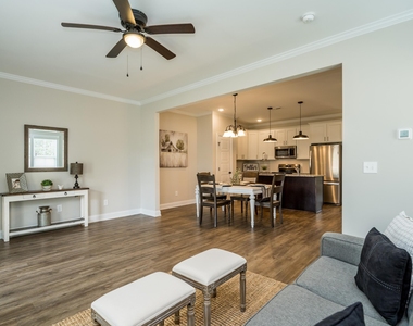 26 Bull River Street - Photo Thumbnail 5