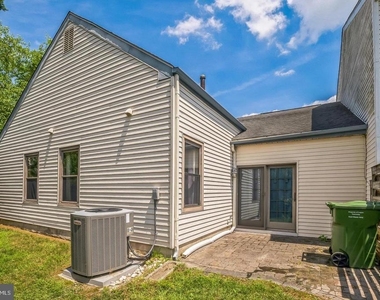 9 Adams Street - Photo Thumbnail 9