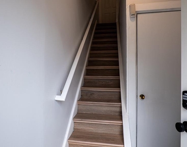 241 Victoria Street - Photo Thumbnail 13