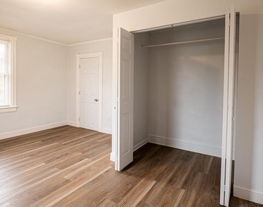 241 Victoria Street - Photo Thumbnail 11