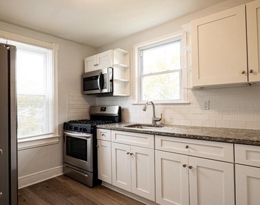 241 Victoria Street - Photo Thumbnail 1