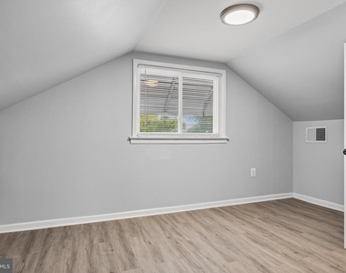 505 Hazel Avenue - Photo Thumbnail 13