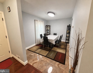7285 Wood Hollow Terrace - Photo Thumbnail 9