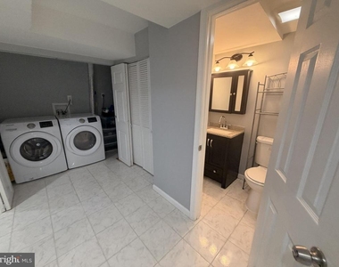 7285 Wood Hollow Terrace - Photo Thumbnail 23