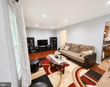 7285 Wood Hollow Terrace - Photo Thumbnail 4
