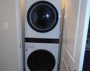 10501 Neil Armstrong Way - Photo Thumbnail 6