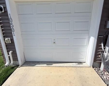 10501 Neil Armstrong Way - Photo Thumbnail 9