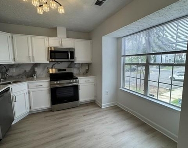 172 Azalea Court - Photo Thumbnail 5