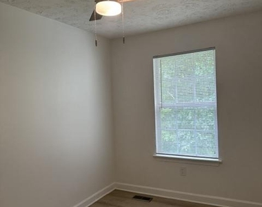 172 Azalea Court - Photo Thumbnail 37