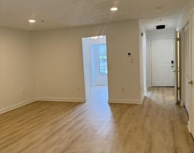 172 Azalea Court - Photo Thumbnail 2