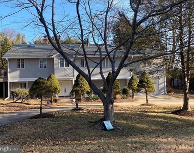 9917 Betteker Lane - Photo Thumbnail 2