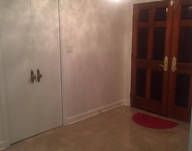 9917 Betteker Lane - Photo Thumbnail 6