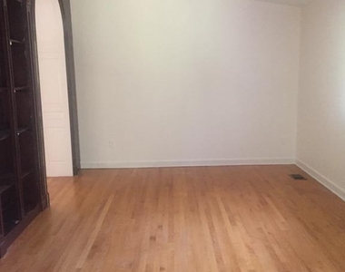 9917 Betteker Lane - Photo Thumbnail 8
