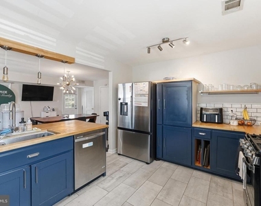 11317 College View Drive - Photo Thumbnail 6