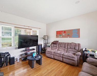 11317 College View Drive - Photo Thumbnail 11