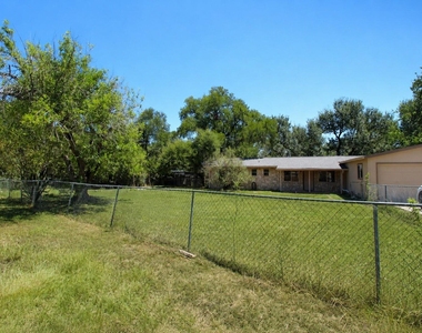 234 Cedar Holw - Photo Thumbnail 1