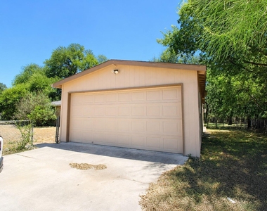 234 Cedar Holw - Photo Thumbnail 2